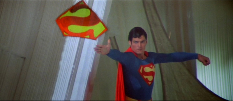 Superman2ThrowingShield.jpg